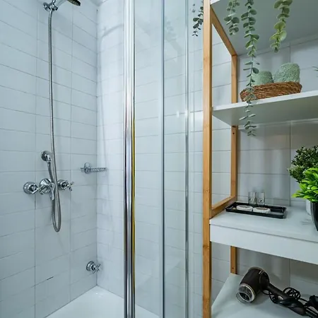 Center At Your Doorstep 1 Lejlighed