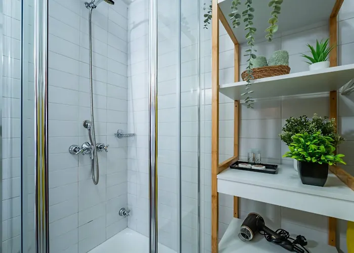 Διαμέρισμα Center At Your Doorstep 1